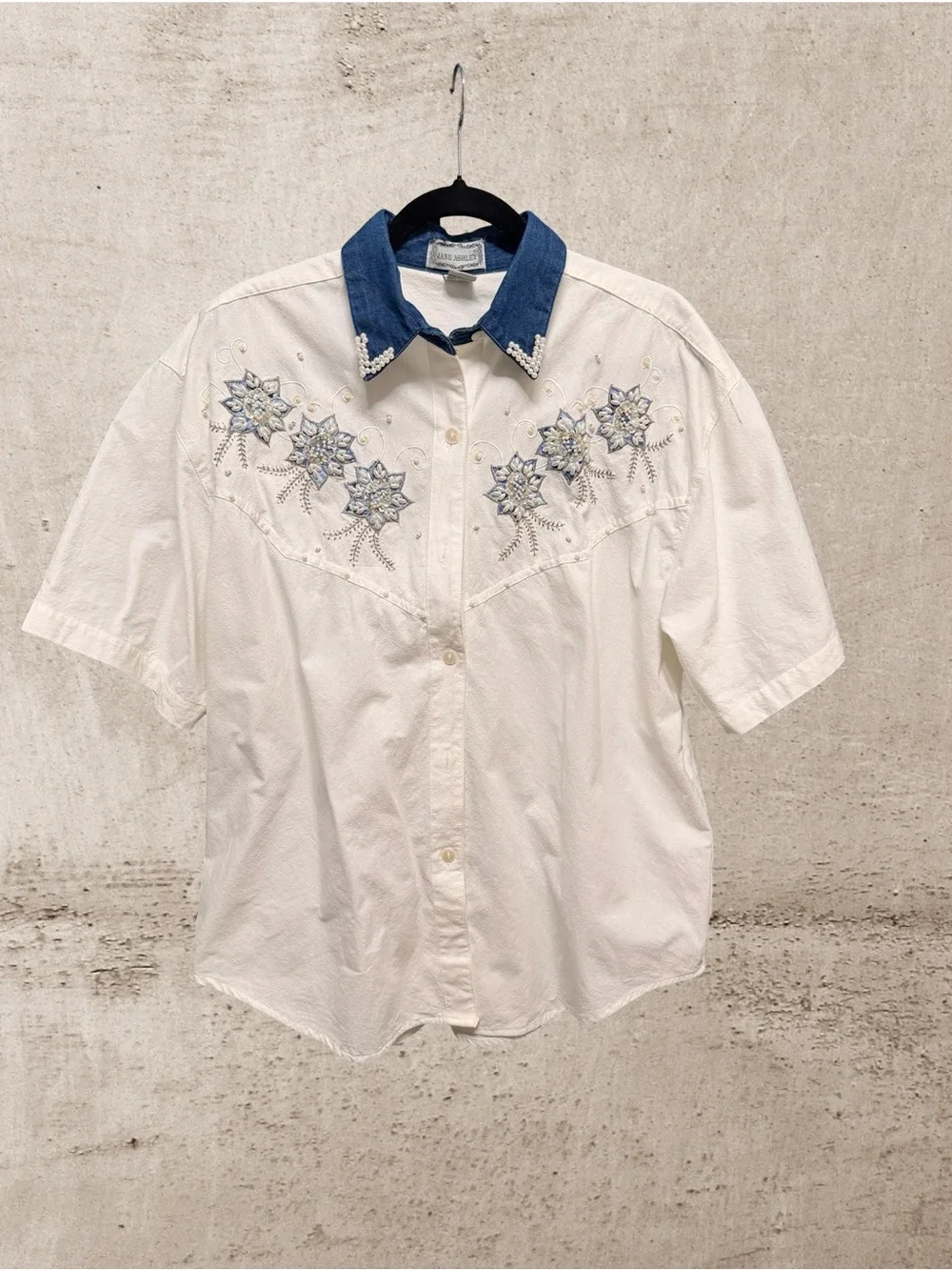 Jane Ashley Vintage 90s Western Embroidered Beaded Blouse Denim Collar White L - Picture 2 of 6